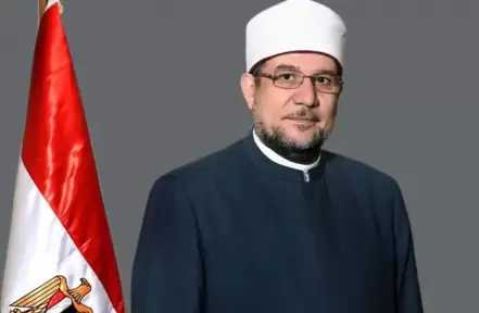 مختار جمعة: من حفظ القرآن وعمل به أُلبس والداه تاجًا أبهى من ضوء الشمس يوم القيامة