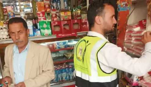 ضبط 267 عبوة غذائية منتهية الصلاحية وتحرير 11 محضرًا للمخابز والأسواق بالبحيرة