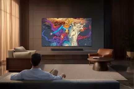 سامسونج تحتفل بالإطلاق العالمي لفيلم “سوبرغيرل” بالتعاون مع وارنر براذرز بيكتشرز ودي سي استوديوز