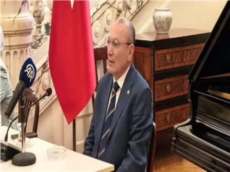 المؤتمر الصحفي النصف سنوي للسفير صالح موطلو شن 