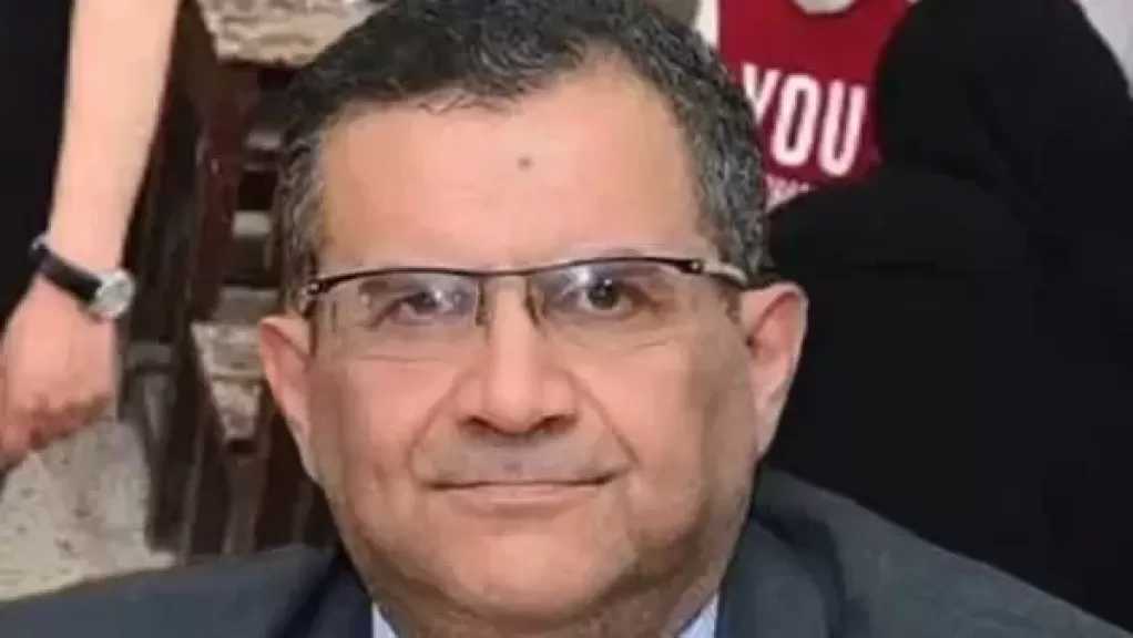 أستاذ جامعي يحذر من آثار الغش في الثانوية العامة على كليات الطب