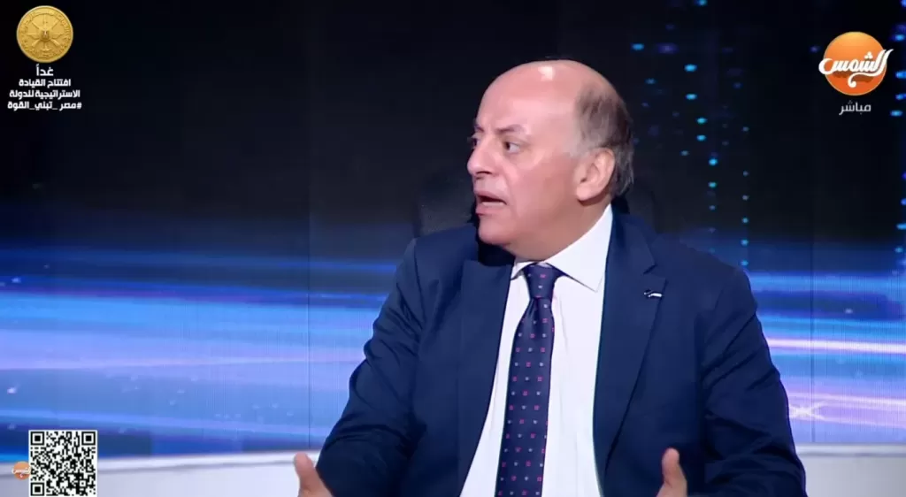 الدكتور محمد المنيسي، استشاري أمراض الباطنة والجهاز الهضمي والكبد بقصر العيني