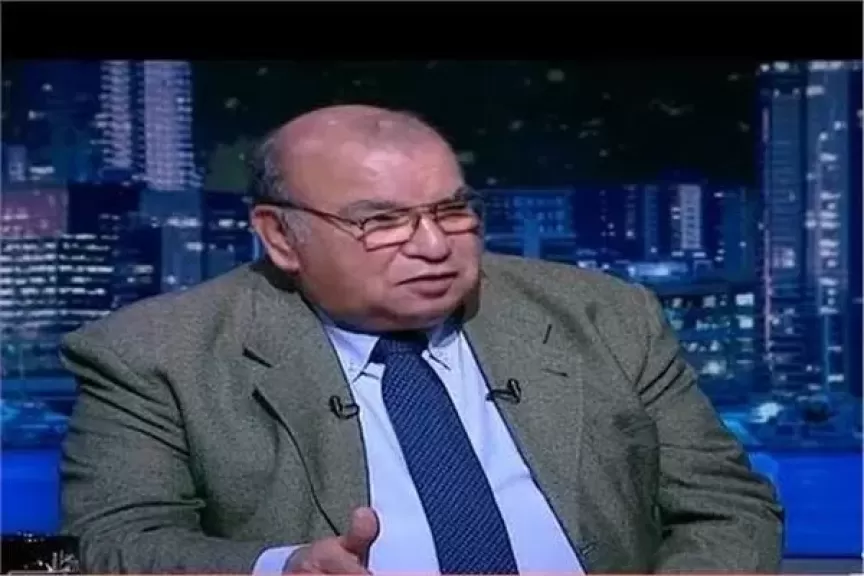 الكاتب الصحفي رفعت فياض، الخبير التعليمي