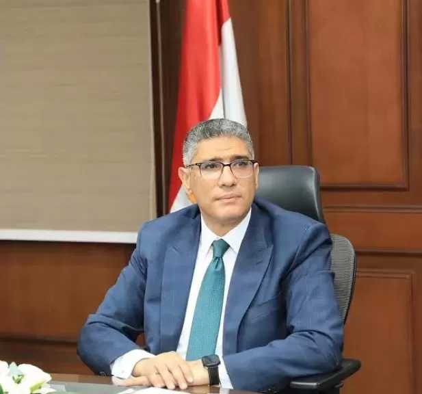 خلال جوله ميدانية.. محافظ الجيزة يتابع مستوى النظافة بالوراق وإمبابة