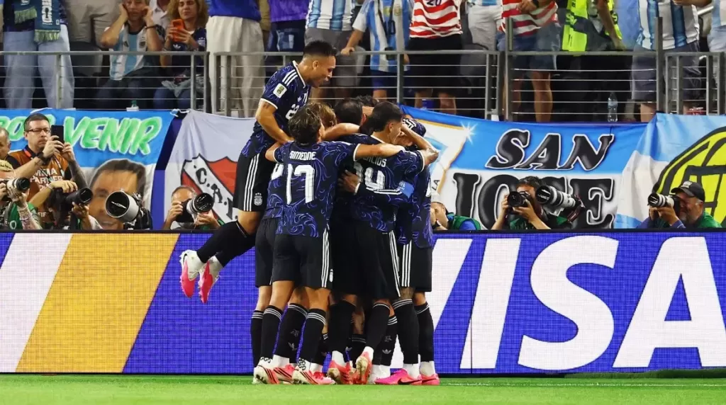  منتخب الأرجنتين 
