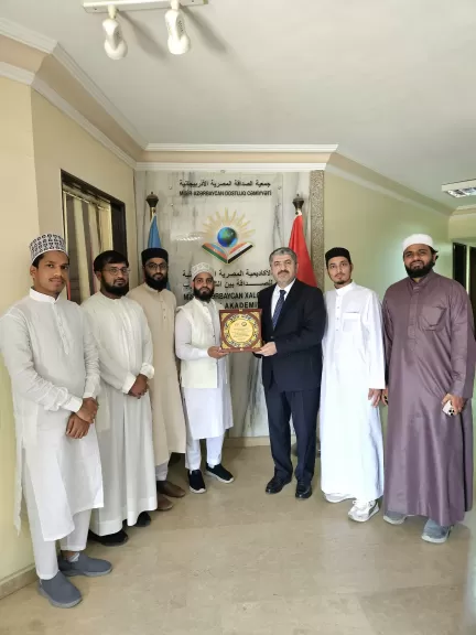 سيمور نصيروف رئيس الجالية الأذربيجانية 
