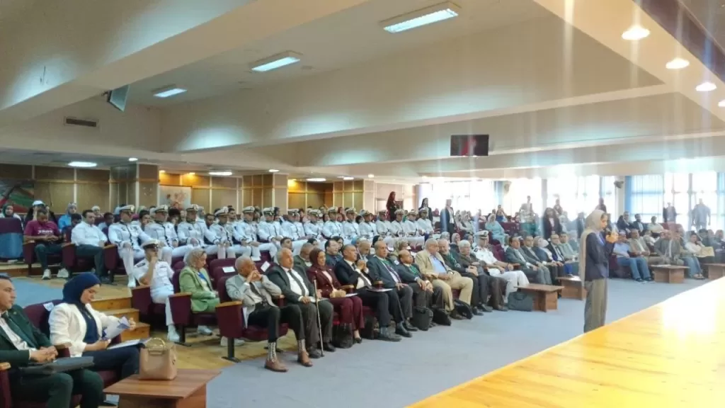 كلية الدراسات الإقتصادية بالإسكندرية 