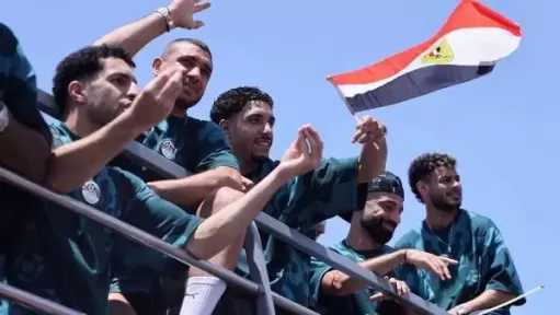 أسطورة إسبانيا يفاجئ الجميع: مصر كانت الأقرب للفوز على الأرجنتين لولا القرارات التحكيمية