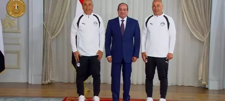 السيسي للاعبي المنتخب: لازم كل واحد يقول إحساسه في المباريات علشان الناس تعرف كنتم عايشين الأحداث دي إزاي
