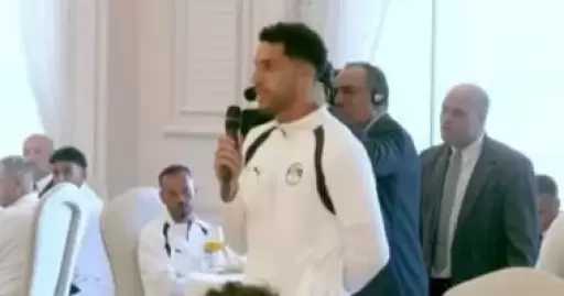مصطفى شوبير لـ الرئيس السيسى: شرف كبير لنا التواجد هنا ونشكر حضرتك على التكريم
