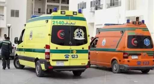 إصابة 5 أشخاص بينهم طفل في تصادم سيارتين ملاكي بالطريق الصحراوي بالبحيرة