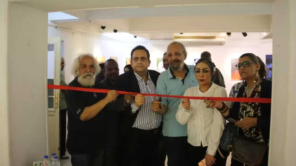 افتتاح معرض رحلة عبر الزمان والطبيعة لعبد الفتاح حامد
