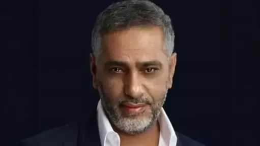 محمد فضل شاكر يحذر من حفلات وهمية تحمل اسم والده.. ويطالب الجمهور بعدم الحجز