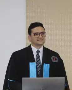 محمد عطية: تعطل الملاحة في هرمز يهدد 20% من تجارة النفط وينذر بقفزات تاريخية للطاقة