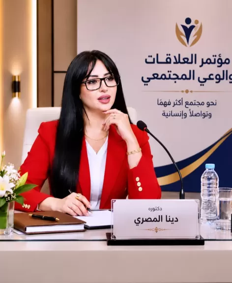 الكاتبة والمحررة الإعلامية الدكتورة دينا المصري 
