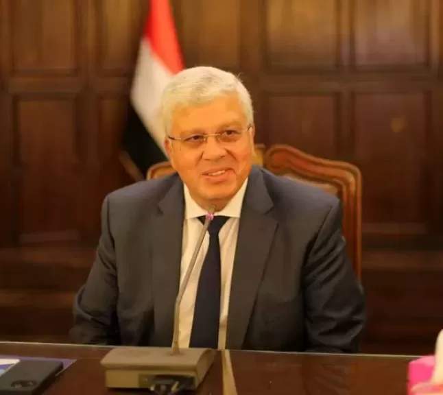 عبد العزيز قنصوة وزير التعليم العالي