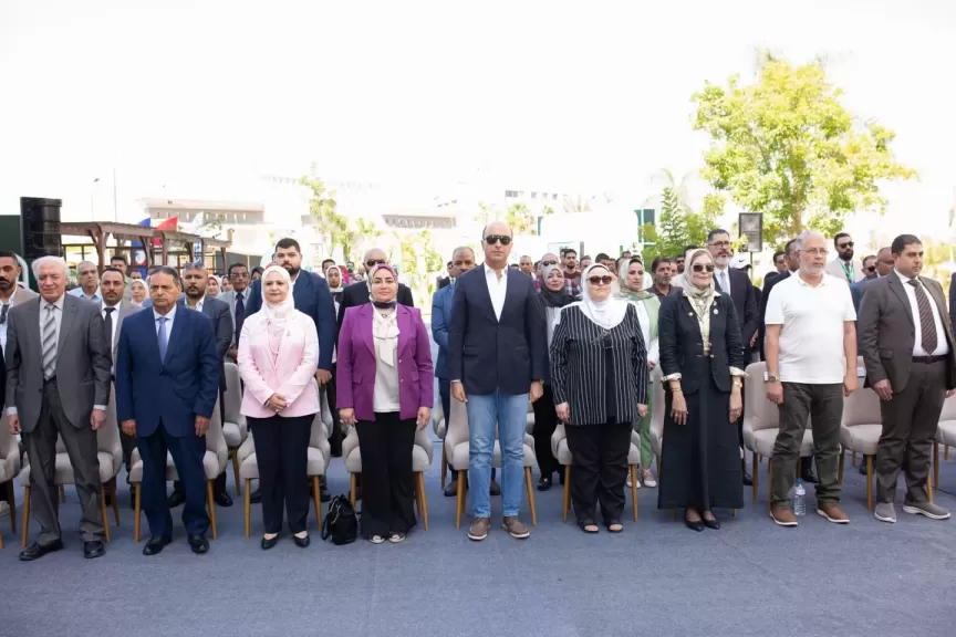 جانب من المتابعة 