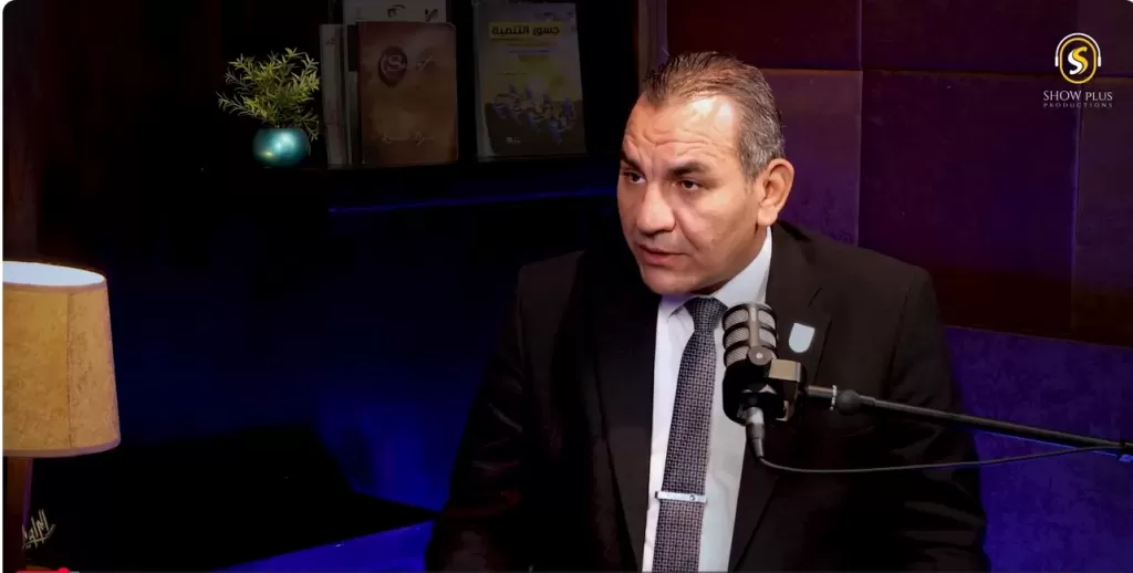 الدكتور عبد الباري برنس، أستاذ الكيمياء الحيوية والبيولوجيا الجزيئية 