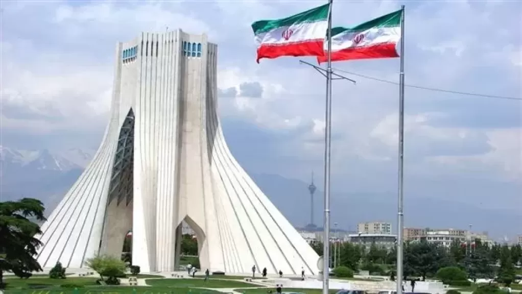 إيران