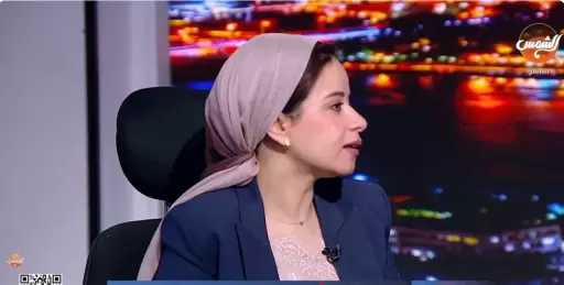 أستاذة بإعلام القاهرة: خوارزميات السوشيال ميديا تكافئ الفيديو العنيف وتنشره بغضب الجمهور