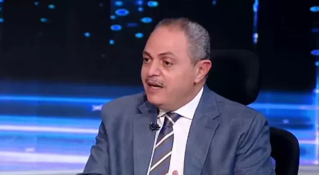 الكاتب الصحفي طارق لطفي 