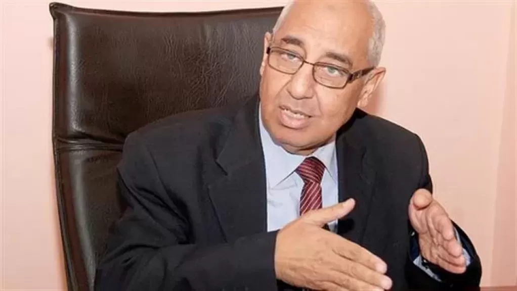الدكتور علي عوف، رئيس شعبة الأدوية باتحاد الغرف التجارية