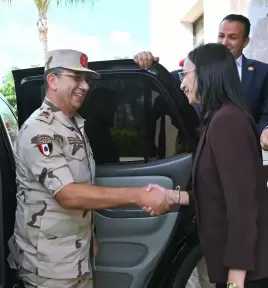 محافظ البحيرة تستقبل قائد قوات الدفاع الشعبي والعسكري