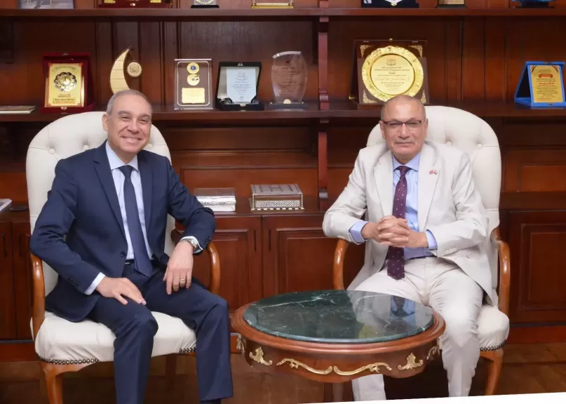 السفير التركي يلتقي رئيس الهيئة العامة للاستعلامات 