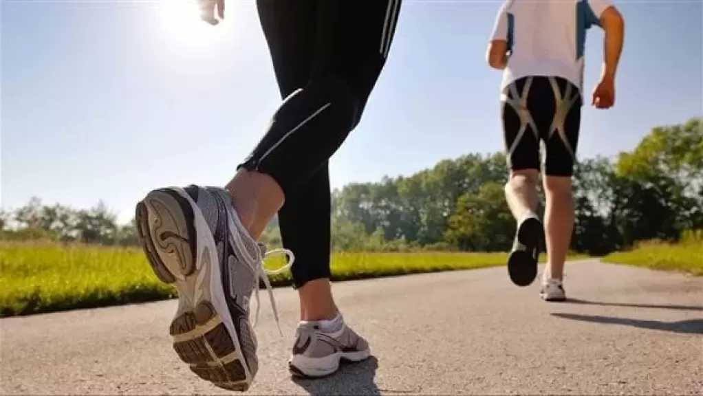 مش لازم 10 آلاف خطوة.. دراسة تكشف العدد الأفضل للمشي يوميًا