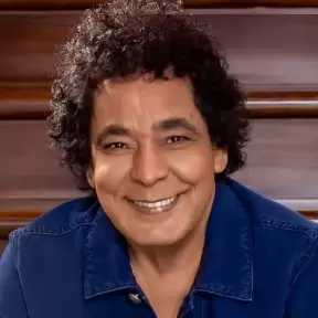تفاصيل الحالة الصحية للكينج محمد منير