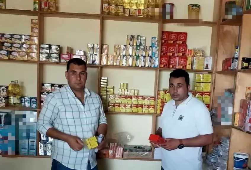 ضبط مخزن غير مرخص بالبحيرة لحيازة وعرض 920 عبوة شيبسي منتهية الصلاحية