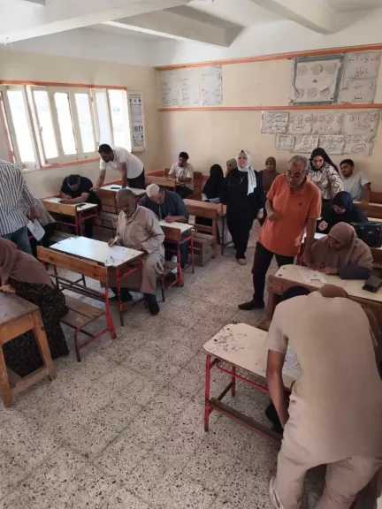 جامعة دمنهور تطلق قافلة لمحو الأمية بأبو حمص بالتعاون مع تعليم الكبار