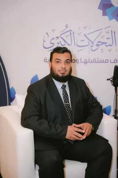”البيطار” الاستشراف الإفتائي كان له السبق في كشف مخاطر ”هوس المشاهدات” على الأسرة