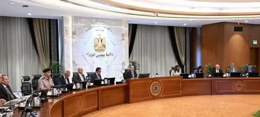 مدبولي يوجه بسرعة توفير الأراضي اللازمة لتنفيذ مشروعات المرحلتين الثانية والثالثة من ”حياة كريمة”