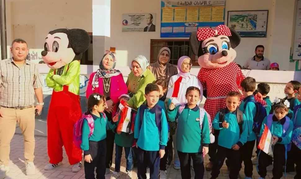 1470 مدرسة تستقبل الطلاب اليوم..محافظ البحيرة تتابع إنتظام الدراسة مع إنطلاق العام الدراسي الجديد
