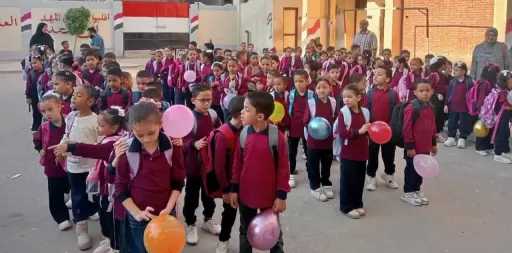 «40 مدرسة اليوم.. و233 تستقبل الطلاب غدًا».. انطلاق العام الدراسي الجديد بكوم حمادة