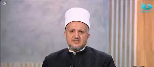 أستاذ عقيدة إسلامية: كثرة السجود هي العلاج الرباني لضيق الصدر والهموم النفسية