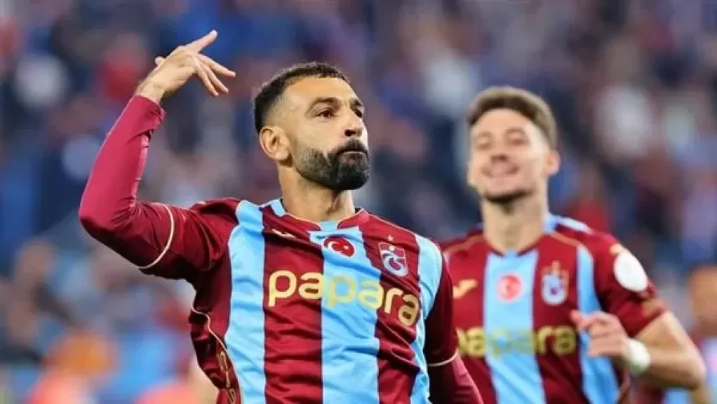 محمد صلاح ينتزع صدارة هدافي الدوري التركي