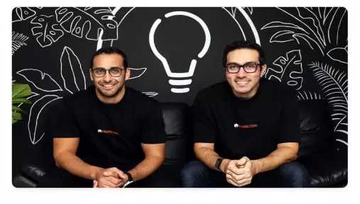 مصريان في الولايات المتحدة يراهنان على العملات المستقرة لفتح أبواب الاستثمار في أذون الخزانة المصرية