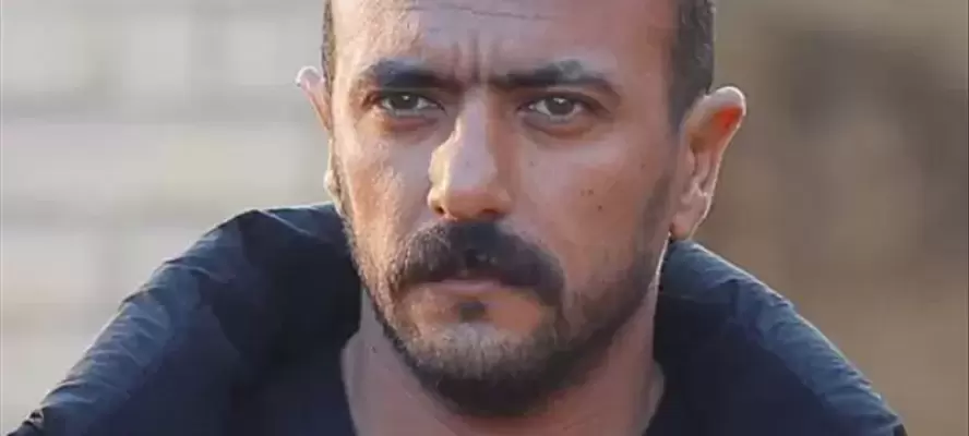 أحمد العوضي: «لو كنت أقصد أشبه الست بالعربية مكنتش جبت سيرة أبويا»