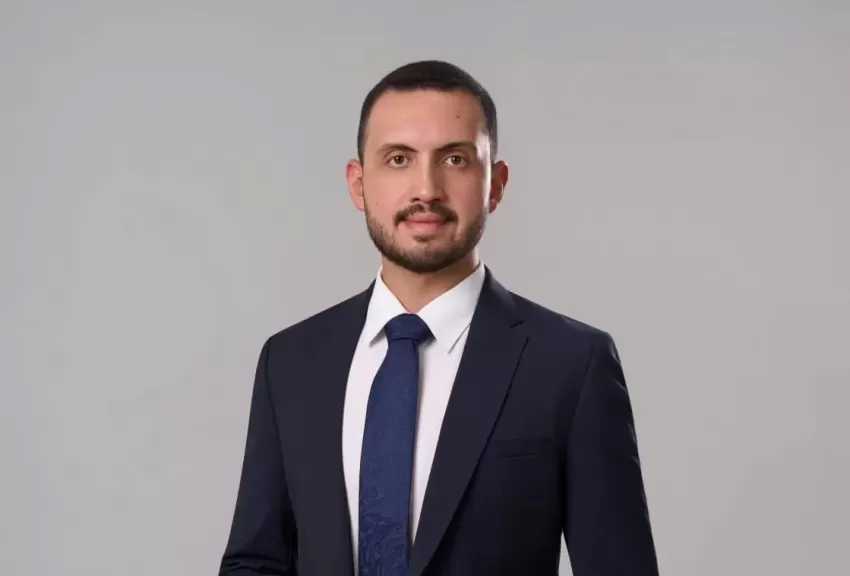خبير سياحي: تطوير مناهج كليات السياحة والفنادق ضرورة والتدريب العملي يربط الخريجين باحتياجات سوق العمل