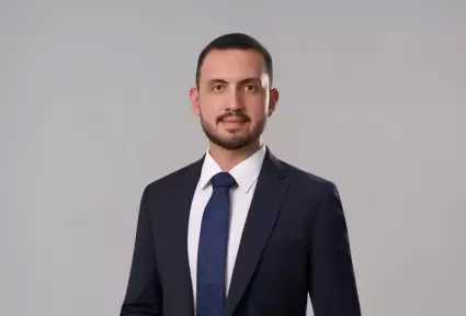 خبير سياحي: تطوير مناهج كليات السياحة والفنادق ضرورة والتدريب العملي يربط الخريجين باحتياجات سوق العمل