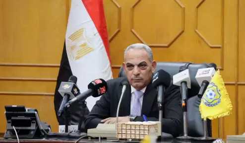 محافظ الإسماعيلية: 13 مليون جنيه في أول أيام دعم الإسماعيلى .. ونستهدف 25 مليونًا لفك القيد