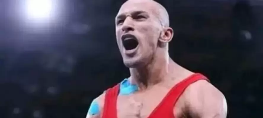 كرم جابر يحصد ذهبية بطولة العالم للمصارعة للرواد 2026