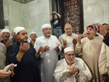 من مقرها بطنطا وفي رحاب مقام البدوي..  الشبراوية تحتفل وتبعث رسالة دعم وتأييد للرئيس السيسي