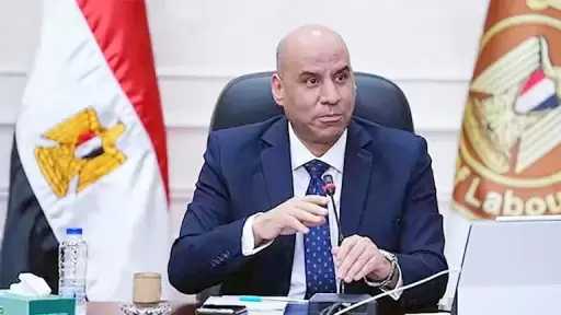 أحمد صلاح يكتب: رسالة إلى وزير العمل
