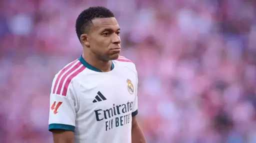 كاماتشو يحذر مبابي وريال مدريد من تداعيات الأزمة الصينية.. «استعينوا بمحامين جيدين»