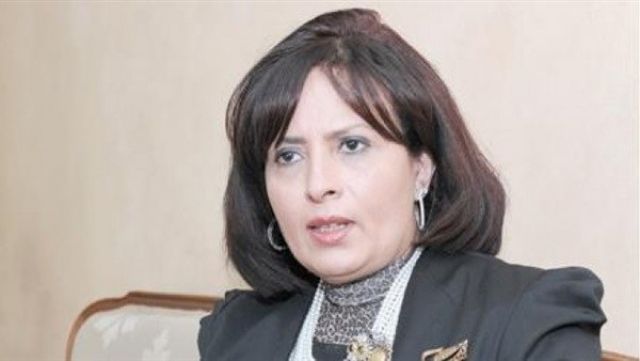 الدكتورة عزة العشماوي