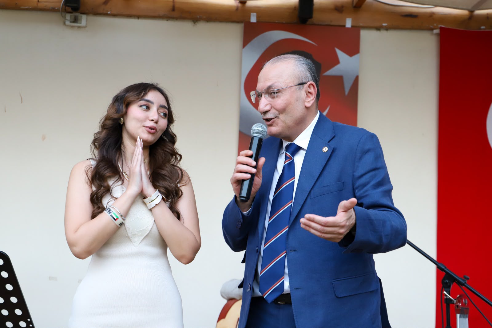 57f72d45c34d.jpg